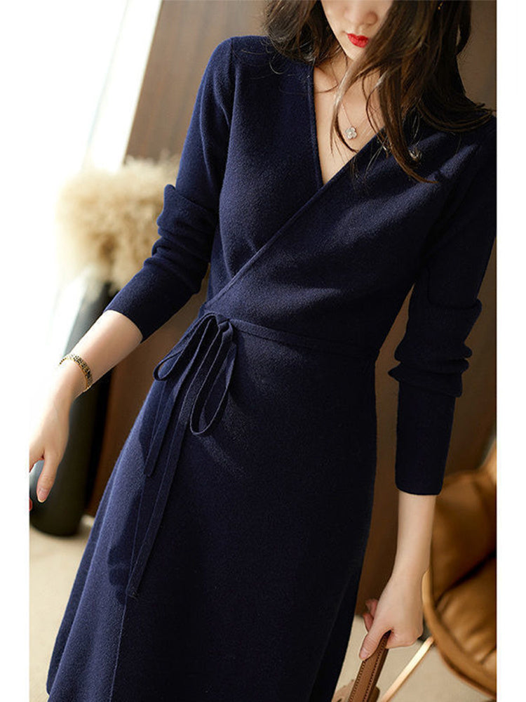 Robe en maille à col en V
