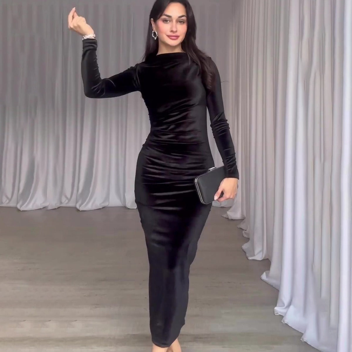 ÉMÉRALIA — Robe Velours Élégante