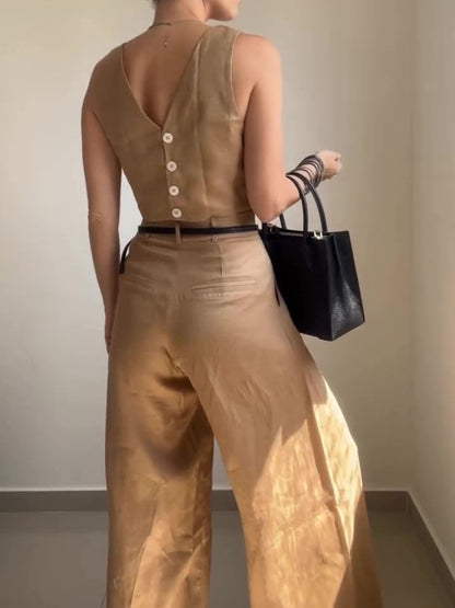 Ensemble gilet boutonné dans le dos et pantalon large