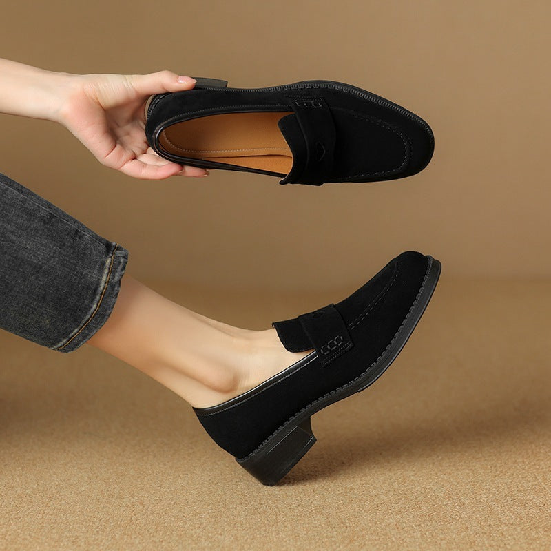 Bottines  en Suédine – Talon Moyen & Élégance Intemporelle