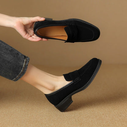 Bottines  en Suédine – Talon Moyen & Élégance Intemporelle