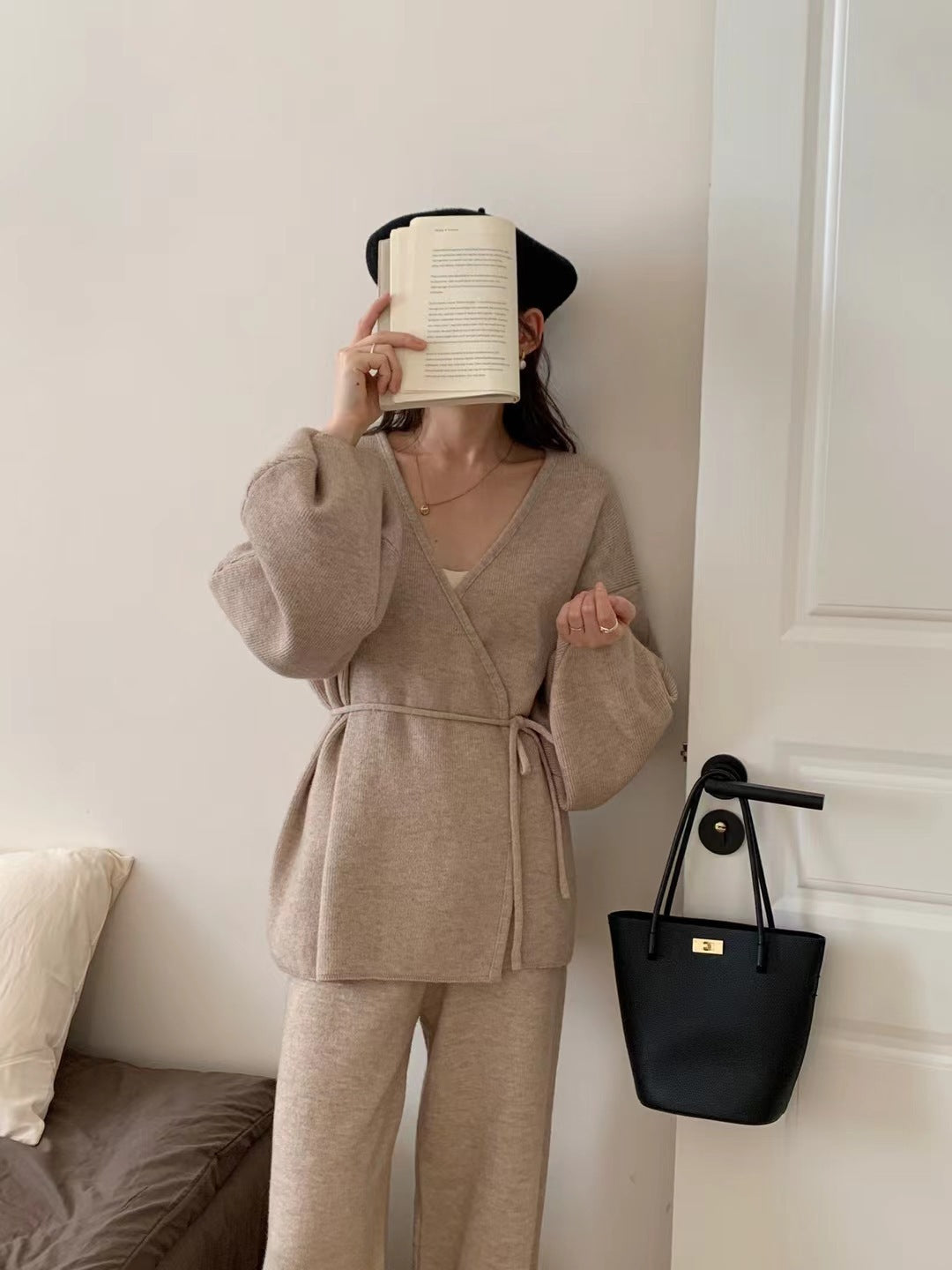 Ensemble  cardigan tricoté et pantalon