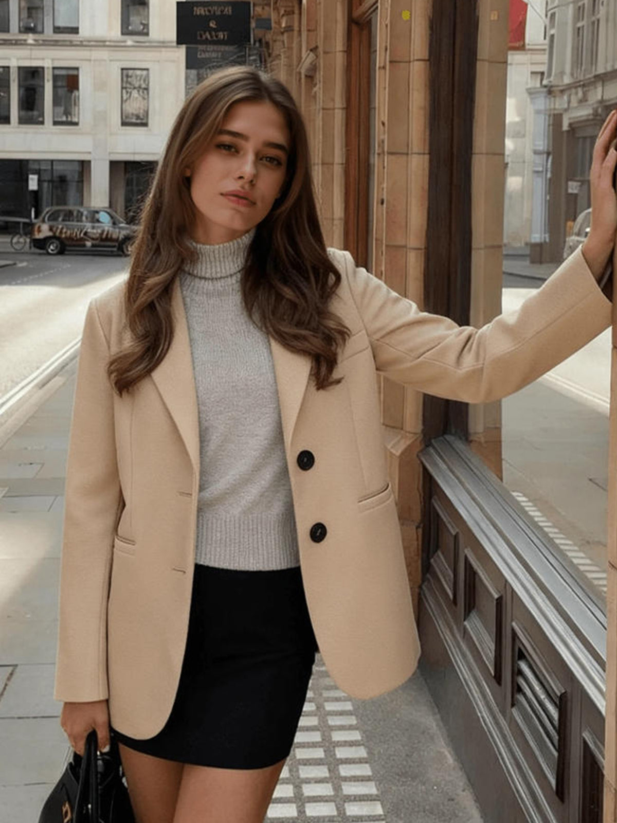 MATHILDE — Blazer Court Élégant à Col Tailleur