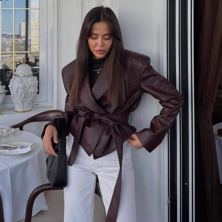 Valéria – Veste en Cuir PU Intemporel