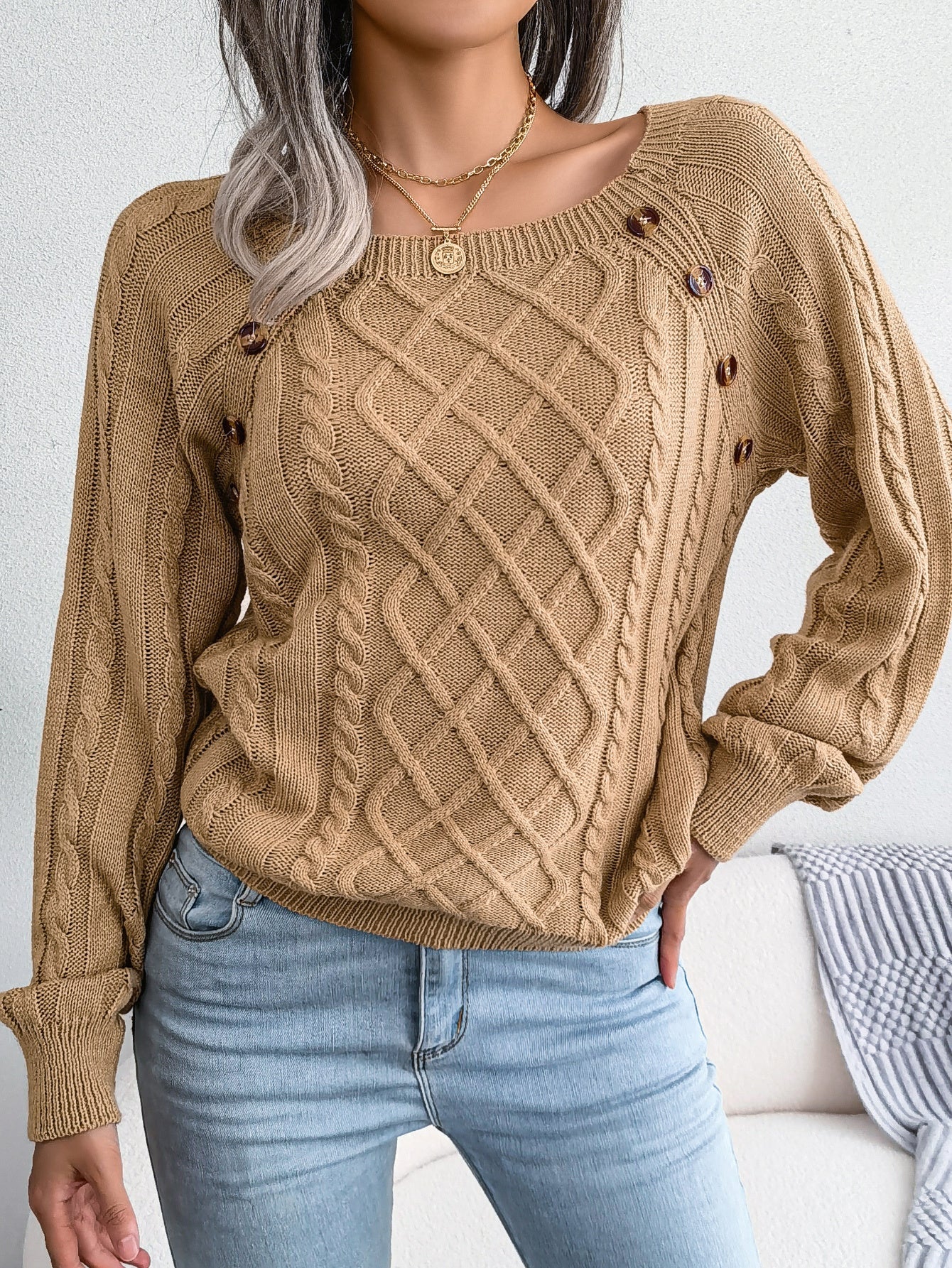 Pull décontracté à col carré et boutons en maille