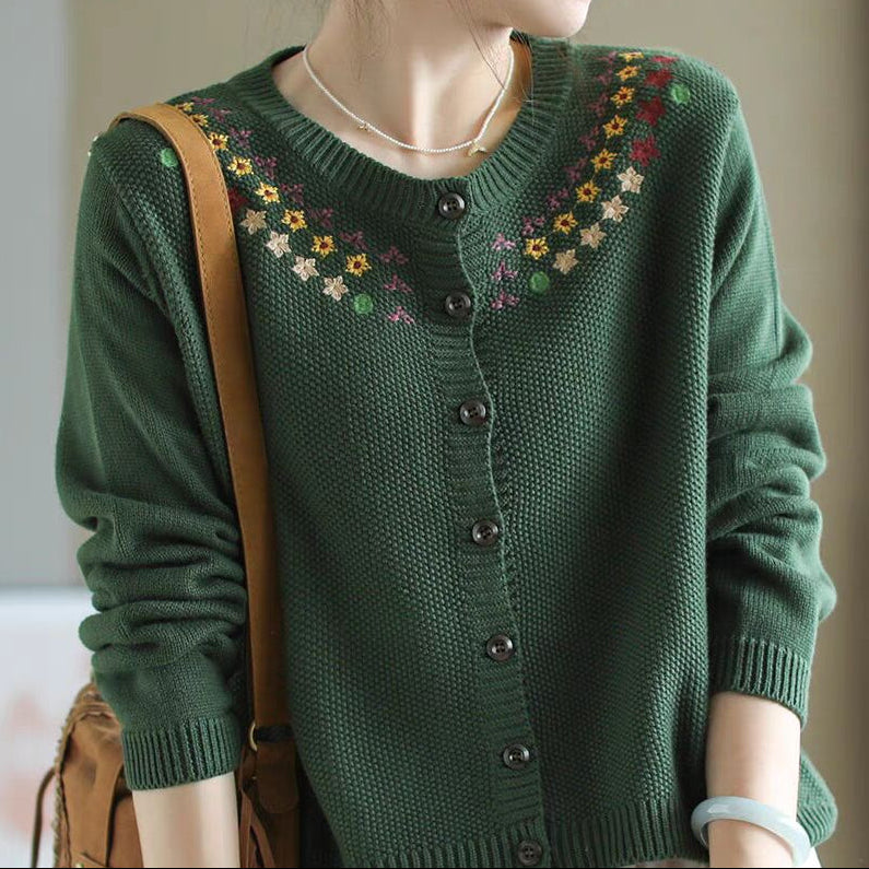 Emberia – Cardigan Rétro Brodé