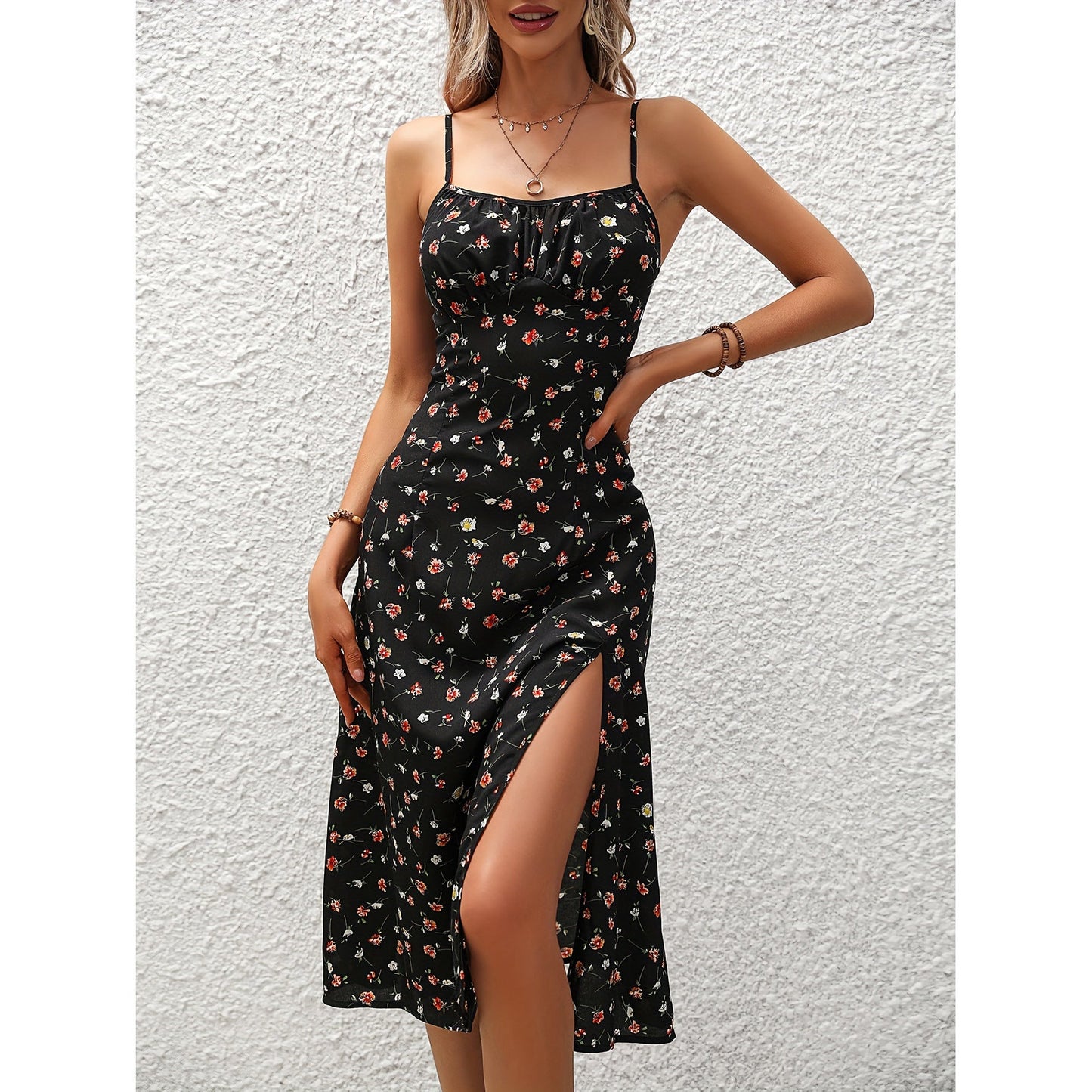NOÉLINA — Robe Fleurie Fendue Élégante