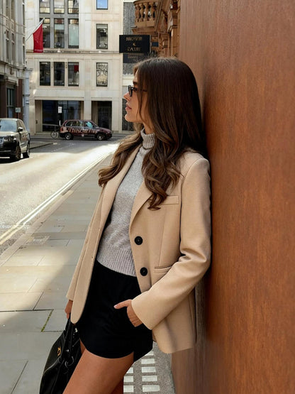 MATHILDE — Blazer Court Élégant à Col Tailleur