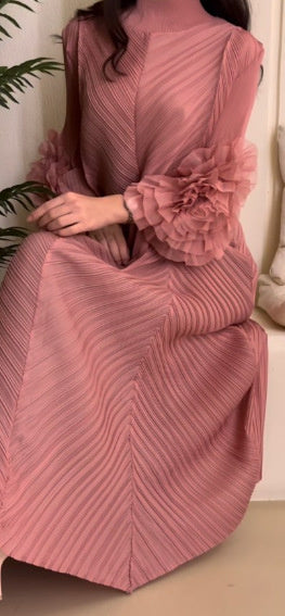 Robe Plissée Femme – Confort et Élégance