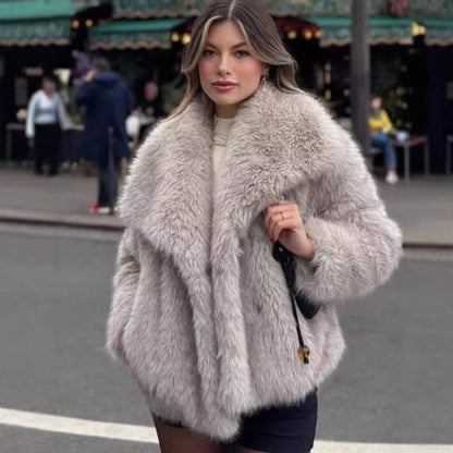Veste Courte en Fausse Fourrure – Chic