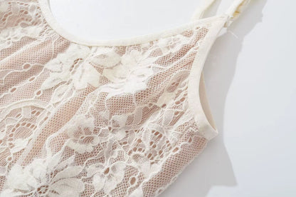 NÉVORIA — Body en Dentelle Floral à Bretelles