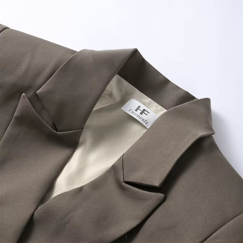 VICTORIE — Blazer Ceinturé à Œillets