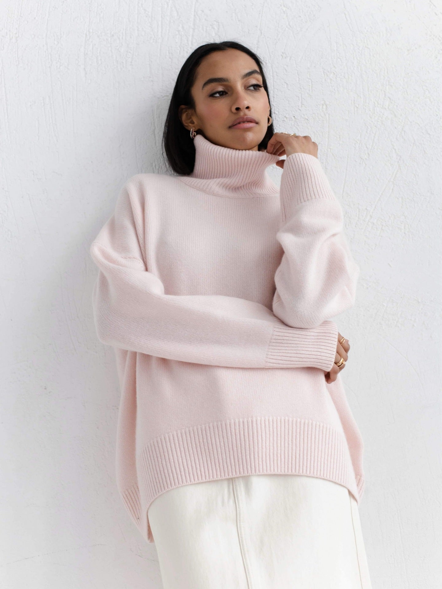 VELÉA — Pull Col Roulé Élégant