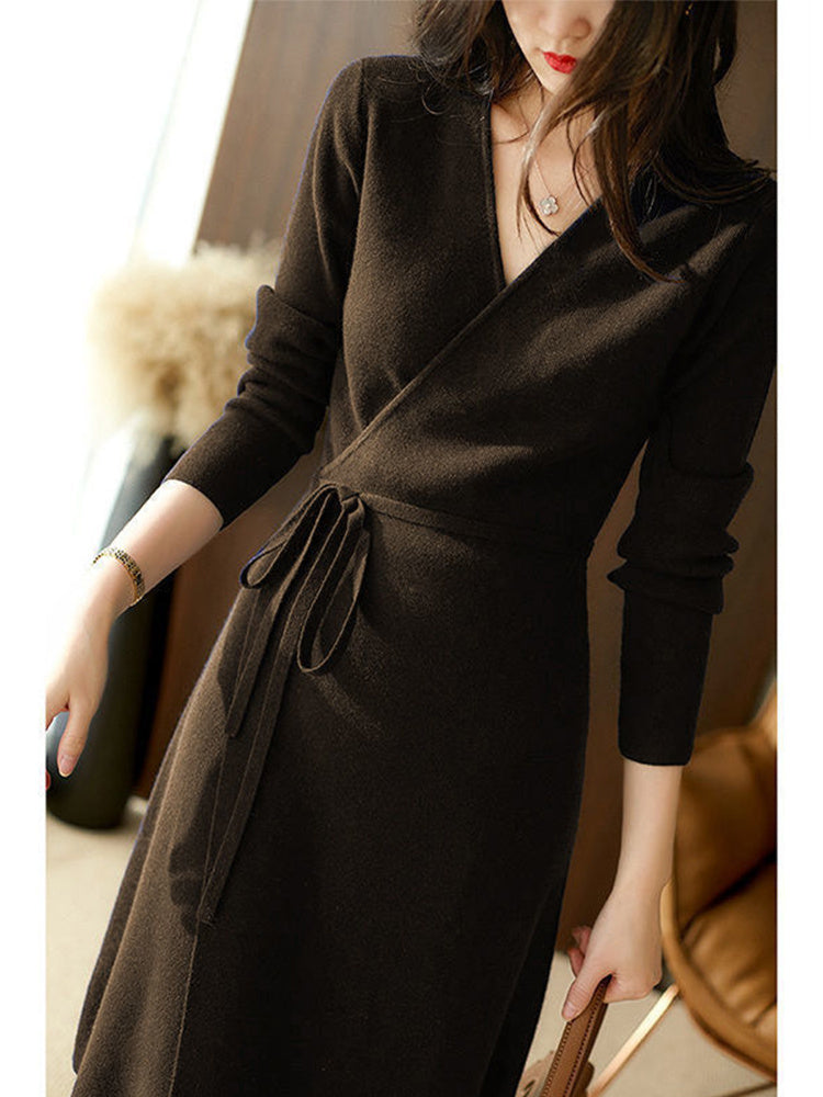 Robe en maille à col en V