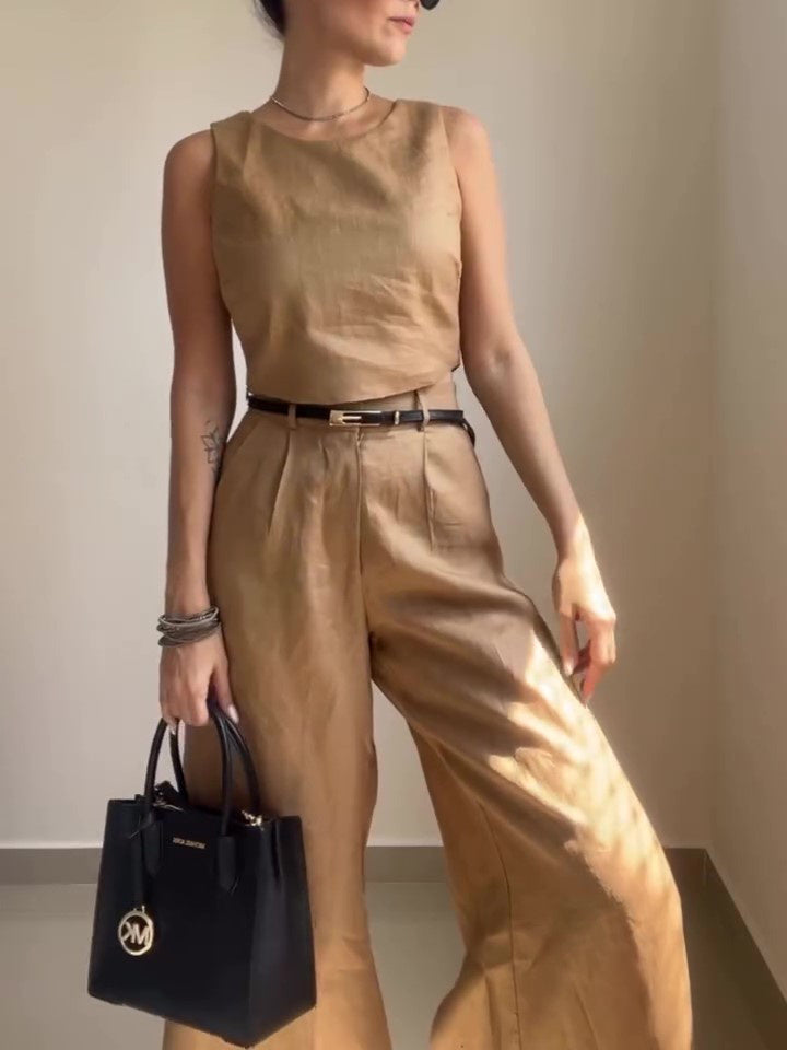 Ensemble gilet boutonné dans le dos et pantalon large