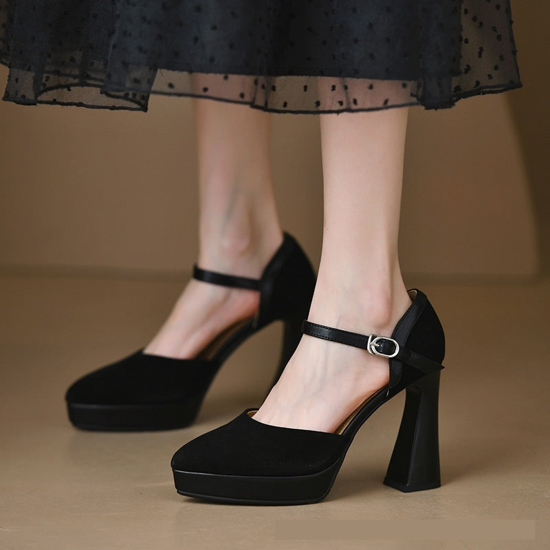 Sandales Bout Pointu à Talon Aiguille – Design Ajouré & Bride Élégante