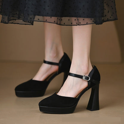 Sandales Bout Pointu à Talon Aiguille – Design Ajouré & Bride Élégante