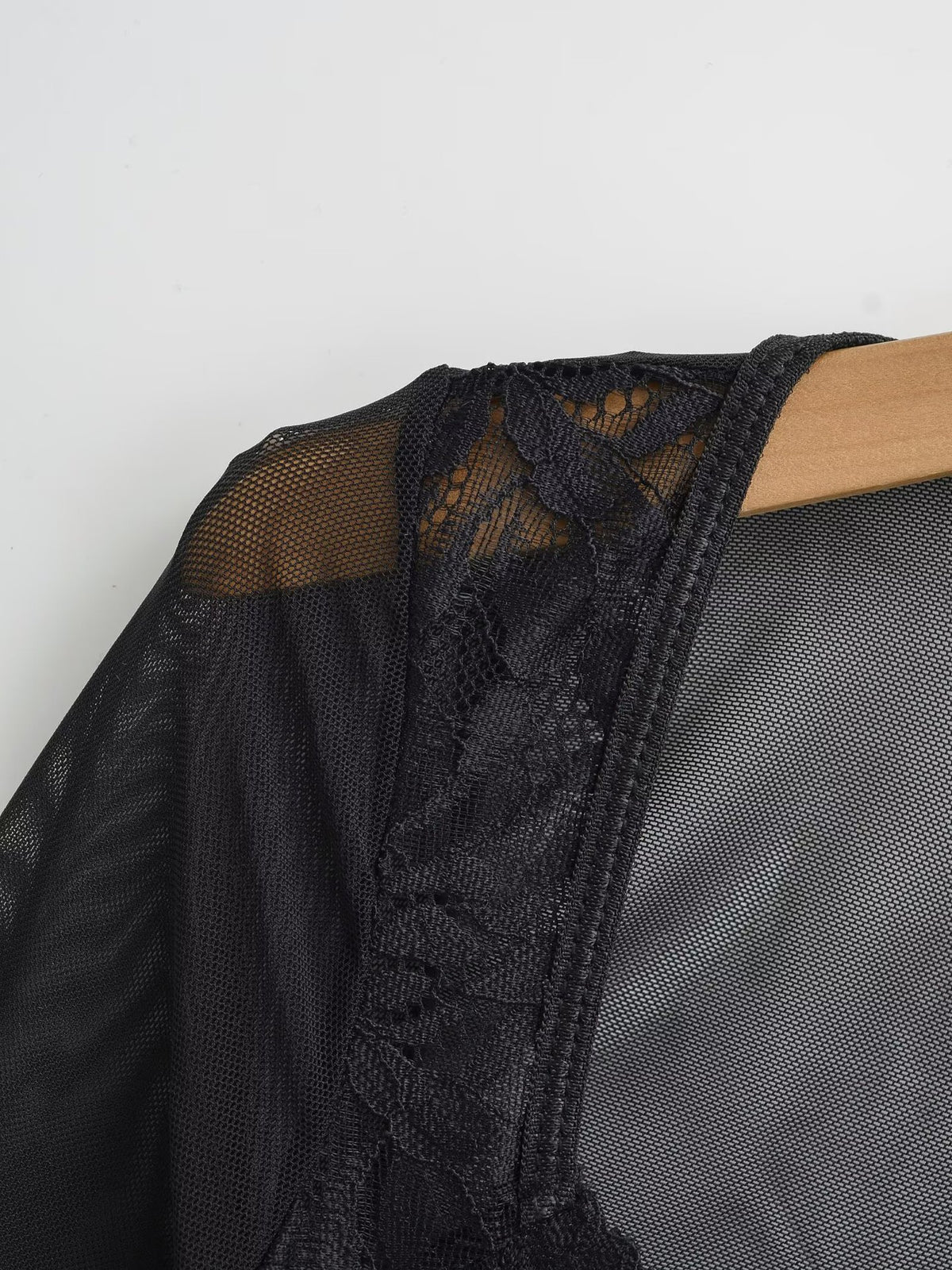 VÉRANIA — Body Corset en Dentelle Noir à Manches Longues