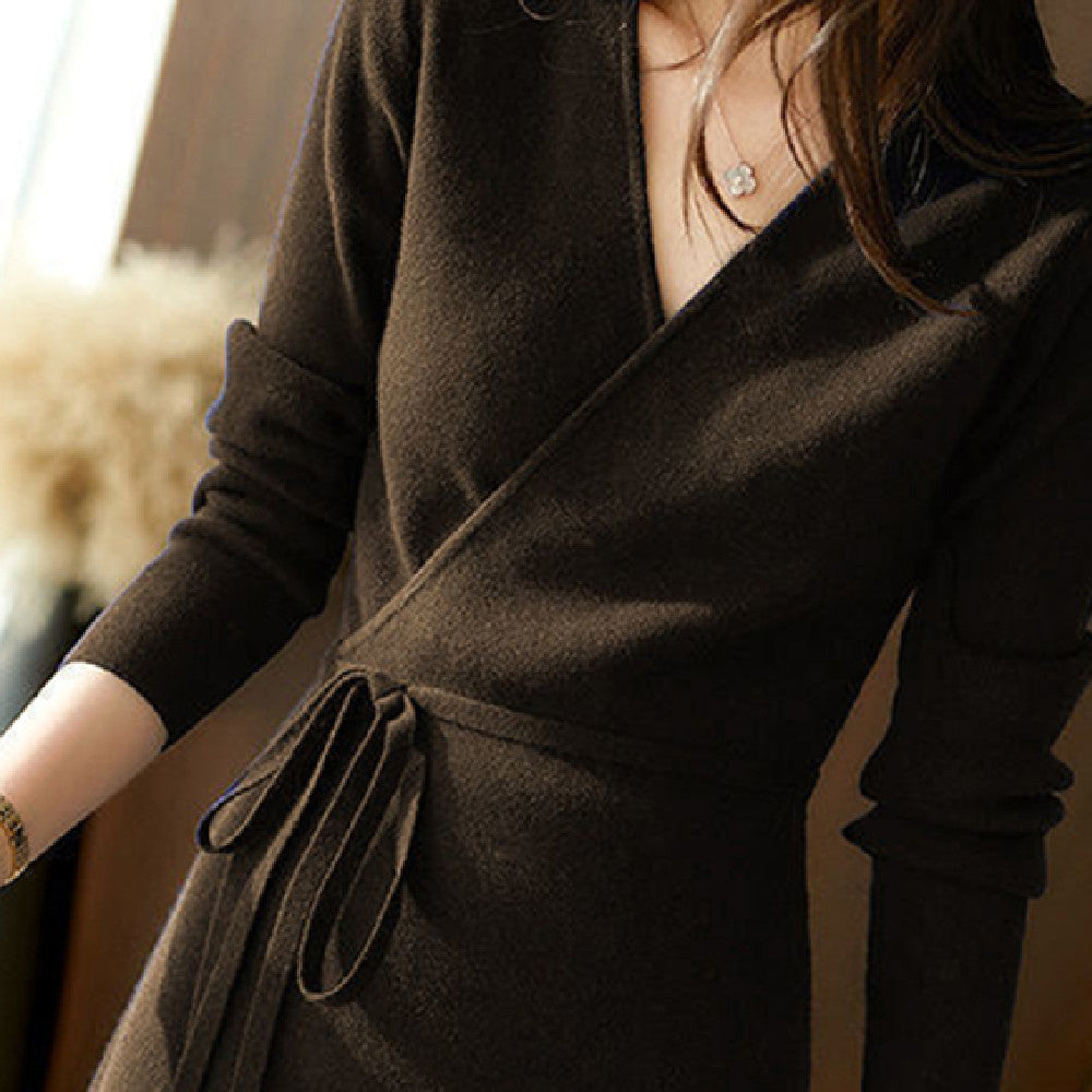 Robe en maille à col en V