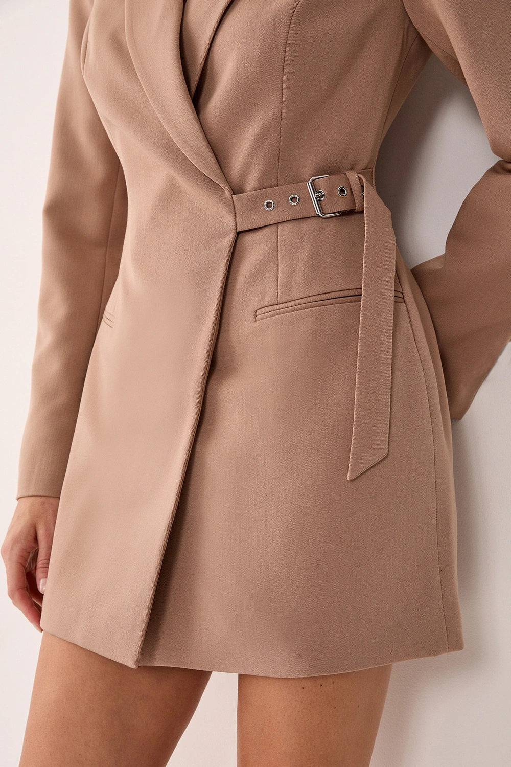 SOPHIE — Robe Blazer Ajustée à Boucle