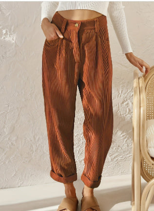 Pantalon Droit Femme en Velours Côtelé