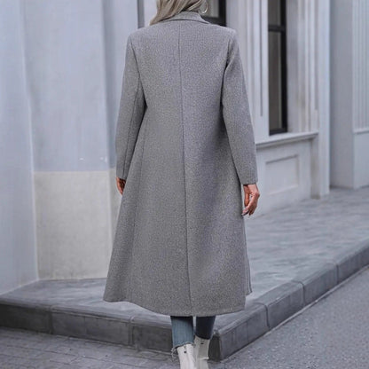 Manteau long en laine coupe ajustée