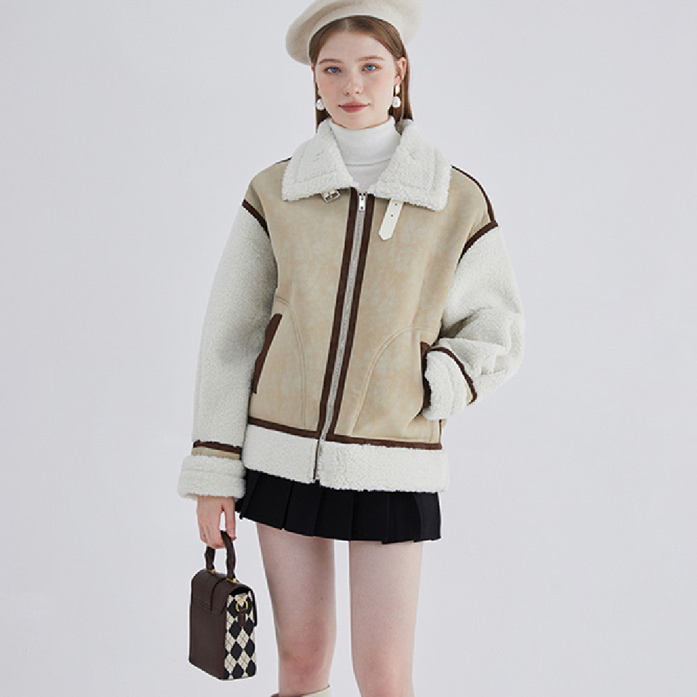 Manteau court tendance avec fourrure intégrée
